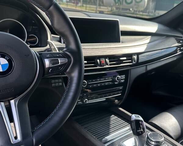 Серый БМВ Х5, объемом двигателя 2 л и пробегом 179 тыс. км за 25000 $, фото 10 на Automoto.ua