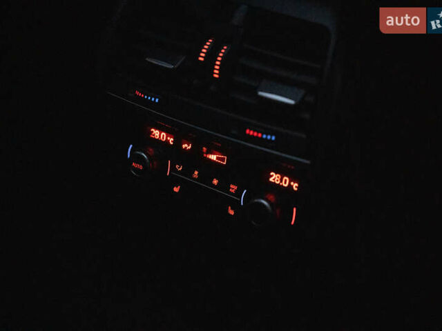 Сірий БМВ Х5, об'ємом двигуна 2.98 л та пробігом 208 тис. км за 21900 $, фото 39 на Automoto.ua