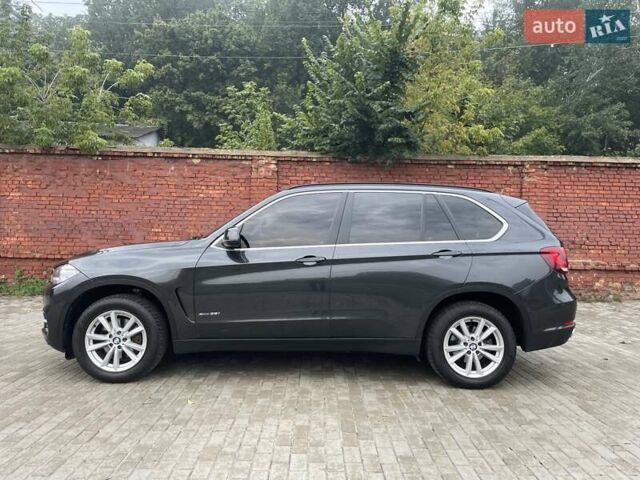 Серый БМВ Х5, объемом двигателя 3 л и пробегом 222 тыс. км за 31500 $, фото 2 на Automoto.ua