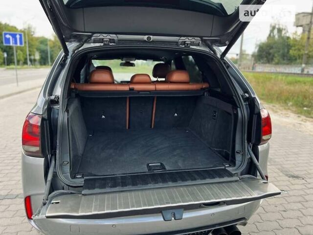 Сірий БМВ Х5, об'ємом двигуна 2 л та пробігом 218 тис. км за 20999 $, фото 18 на Automoto.ua