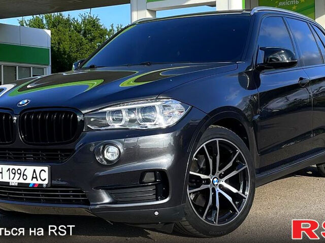 Сірий БМВ Х5, об'ємом двигуна 3 л та пробігом 242 тис. км за 23000 $, фото 2 на Automoto.ua