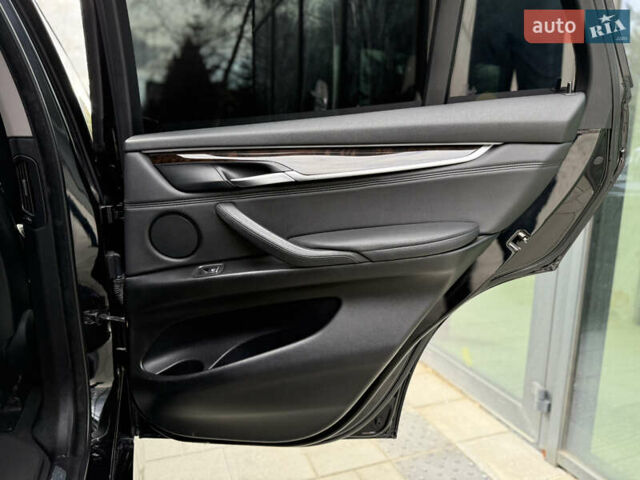Сірий БМВ Х5, об'ємом двигуна 2.98 л та пробігом 159 тис. км за 22300 $, фото 45 на Automoto.ua