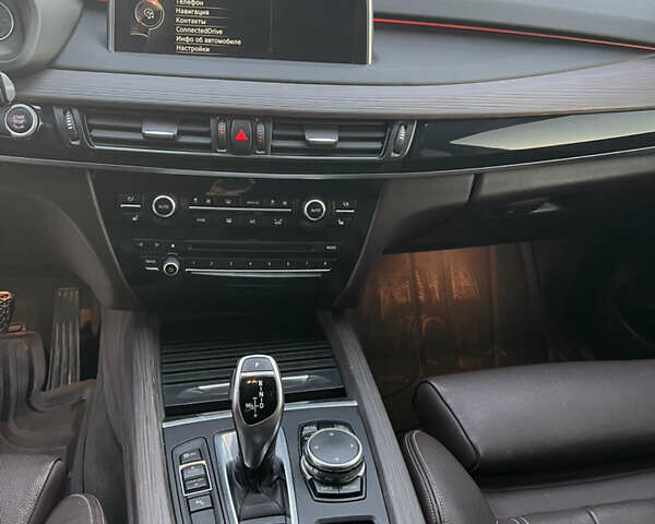 Серый БМВ Х5, объемом двигателя 2.99 л и пробегом 311 тыс. км за 28500 $, фото 15 на Automoto.ua