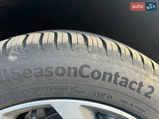 Серый БМВ Х5, объемом двигателя 2 л и пробегом 85 тыс. км за 29500 $, фото 37 на Automoto.ua