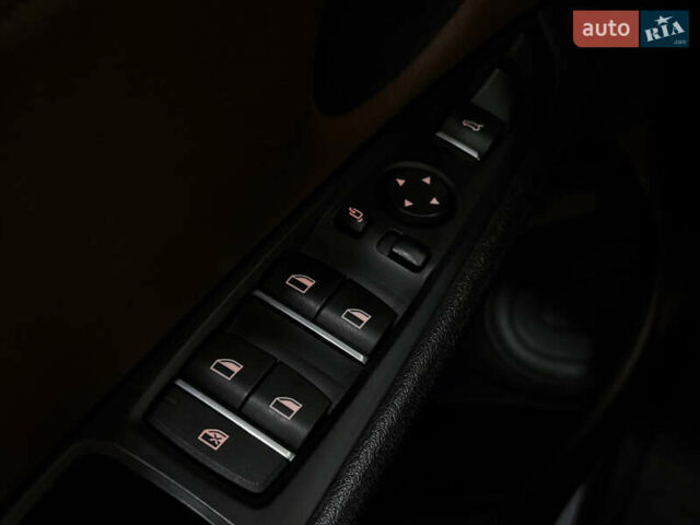 Серый БМВ Х5, объемом двигателя 2 л и пробегом 109 тыс. км за 29799 $, фото 29 на Automoto.ua