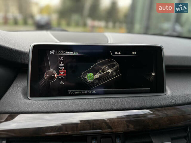 Сірий БМВ Х5, об'ємом двигуна 2.98 л та пробігом 159 тис. км за 22300 $, фото 30 на Automoto.ua