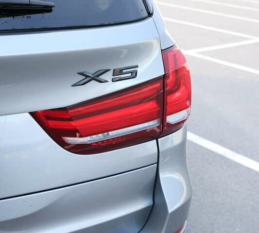 Серый БМВ Х5, объемом двигателя 2.99 л и пробегом 247 тыс. км за 23500 $, фото 10 на Automoto.ua