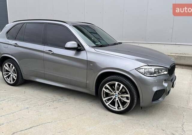 Сірий БМВ Х5, об'ємом двигуна 2.99 л та пробігом 178 тис. км за 39500 $, фото 5 на Automoto.ua