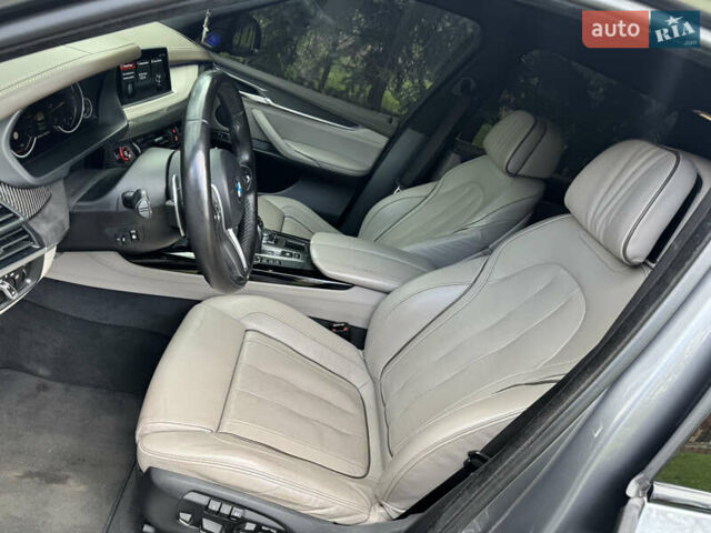 Серый БМВ Х5, объемом двигателя 3 л и пробегом 230 тыс. км за 36000 $, фото 13 на Automoto.ua