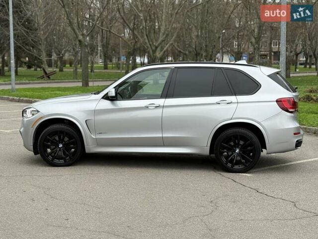 Сірий БМВ Х5, об'ємом двигуна 2.98 л та пробігом 140 тис. км за 27500 $, фото 14 на Automoto.ua
