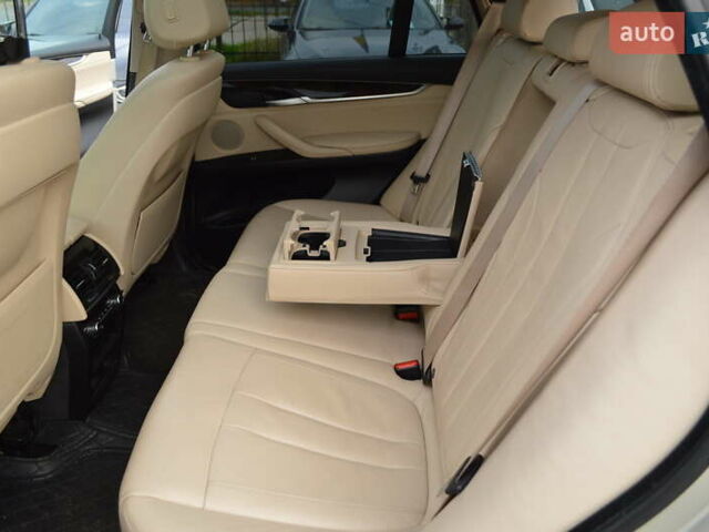 Серый БМВ Х5, объемом двигателя 2 л и пробегом 131 тыс. км за 27800 $, фото 23 на Automoto.ua