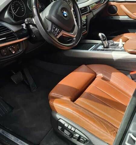 Серый БМВ Х5, объемом двигателя 2 л и пробегом 176 тыс. км за 30000 $, фото 17 на Automoto.ua