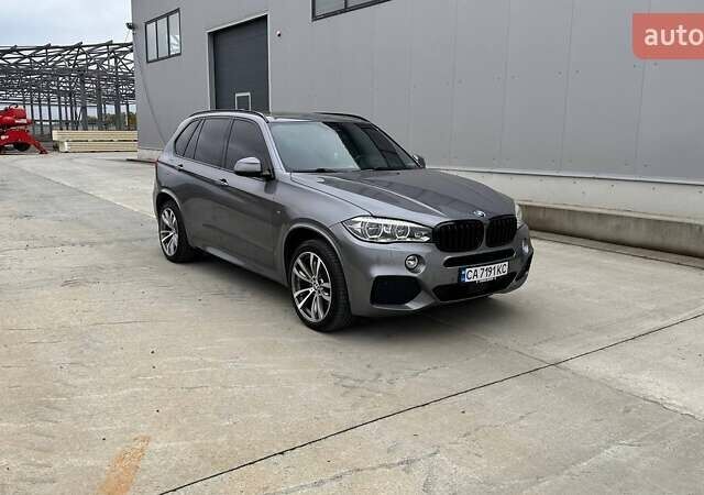 Сірий БМВ Х5, об'ємом двигуна 2.99 л та пробігом 178 тис. км за 39500 $, фото 8 на Automoto.ua