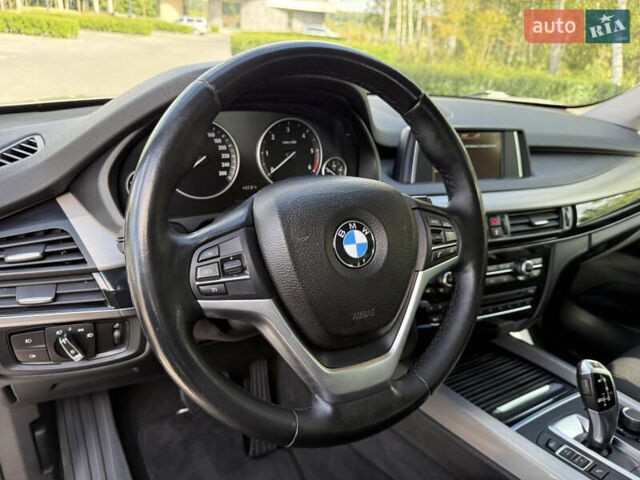 Серый БМВ Х5, объемом двигателя 3 л и пробегом 131 тыс. км за 27850 $, фото 16 на Automoto.ua