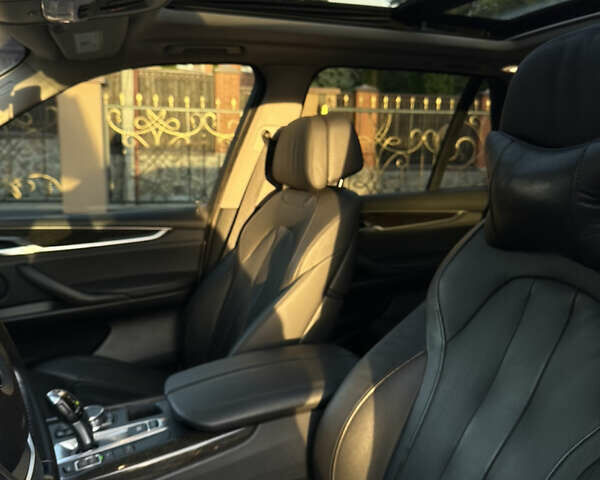 Серый БМВ Х5, объемом двигателя 2.98 л и пробегом 155 тыс. км за 25000 $, фото 21 на Automoto.ua