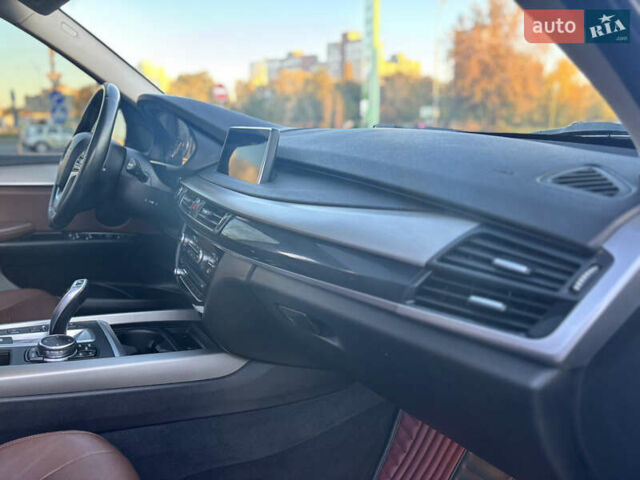 Серый БМВ Х5, объемом двигателя 2 л и пробегом 112 тыс. км за 25200 $, фото 26 на Automoto.ua