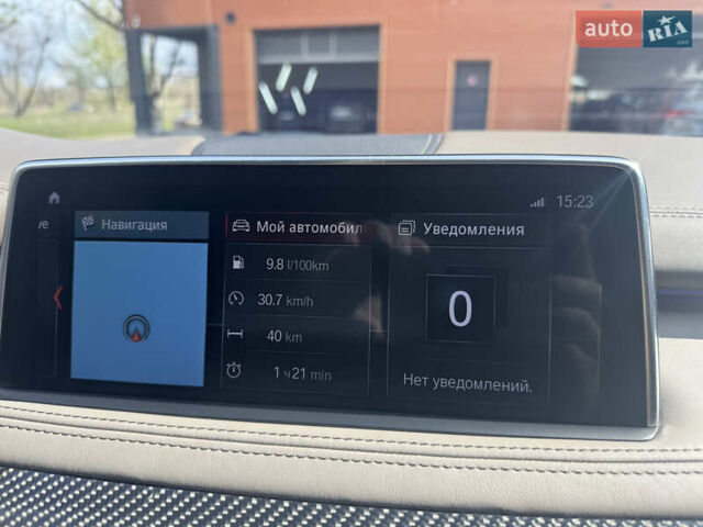 Серый БМВ Х5, объемом двигателя 3 л и пробегом 230 тыс. км за 36000 $, фото 49 на Automoto.ua