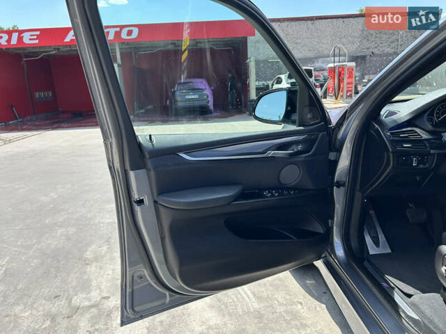 Сірий БМВ Х5, об'ємом двигуна 2 л та пробігом 136 тис. км за 31000 $, фото 40 на Automoto.ua