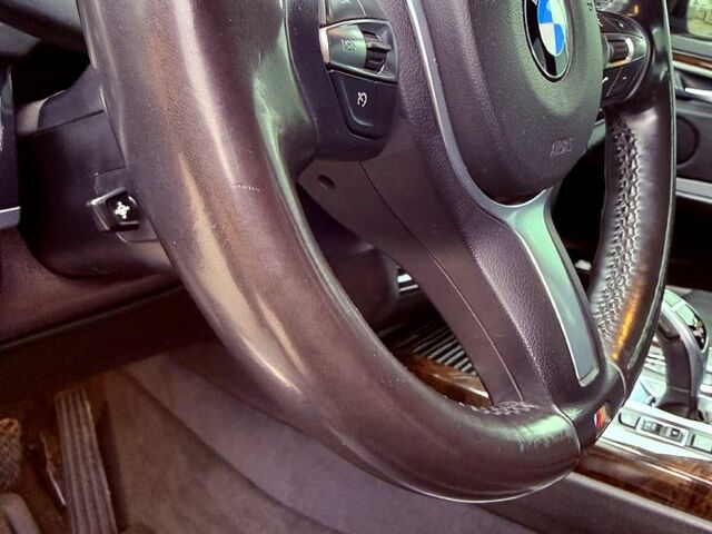 Серый БМВ Х5, объемом двигателя 3 л и пробегом 163 тыс. км за 41000 $, фото 9 на Automoto.ua