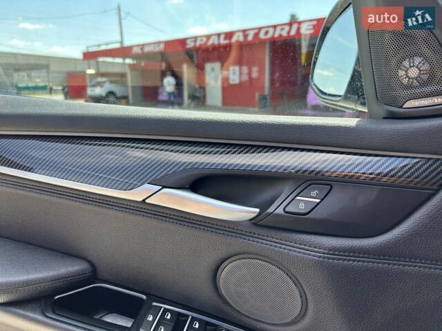 Сірий БМВ Х5, об'ємом двигуна 2 л та пробігом 136 тис. км за 31000 $, фото 63 на Automoto.ua