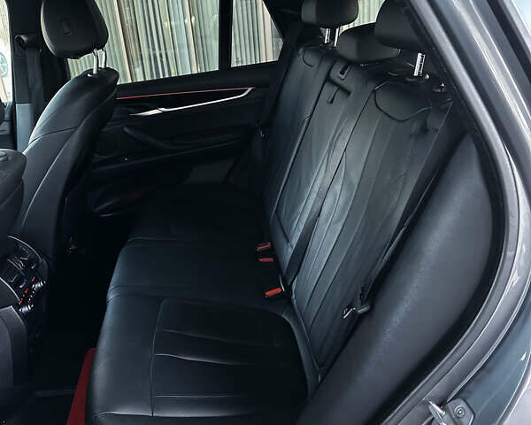 Серый БМВ Х5, объемом двигателя 0 л и пробегом 170 тыс. км за 24900 $, фото 11 на Automoto.ua