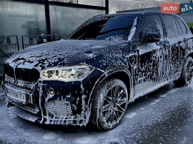 Серый БМВ Х5, объемом двигателя 2 л и пробегом 120 тыс. км за 37700 $, фото 13 на Automoto.ua