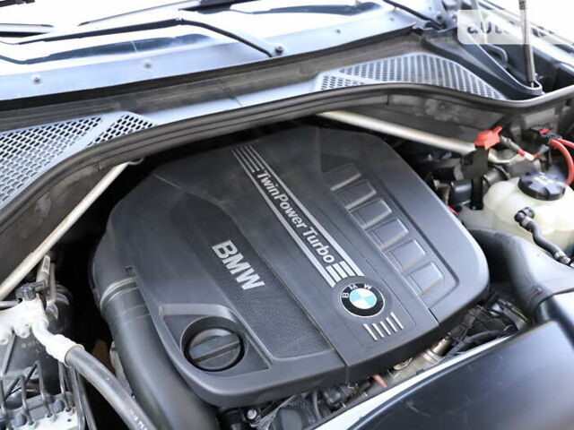 Сірий БМВ Х5, об'ємом двигуна 3 л та пробігом 136 тис. км за 44950 $, фото 123 на Automoto.ua