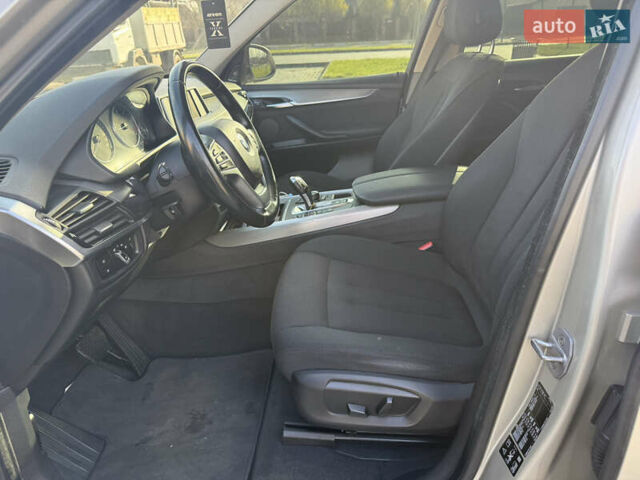 Сірий БМВ Х5, об'ємом двигуна 2.99 л та пробігом 131 тис. км за 27850 $, фото 13 на Automoto.ua