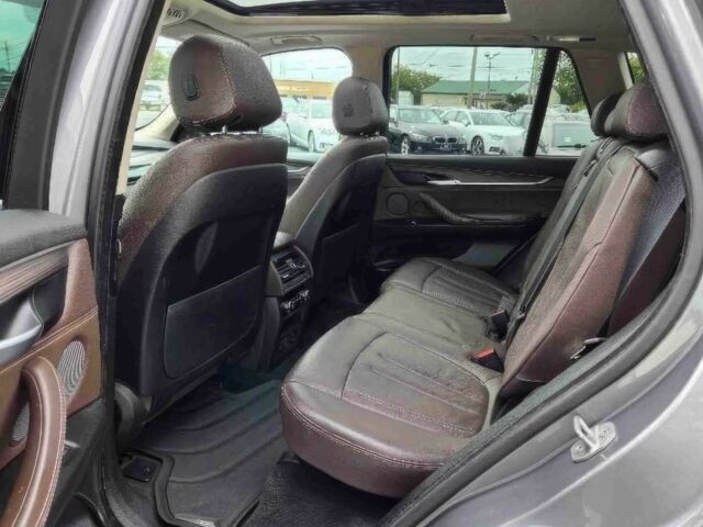 Серый БМВ Х5, объемом двигателя 3 л и пробегом 72 тыс. км за 19700 $, фото 11 на Automoto.ua