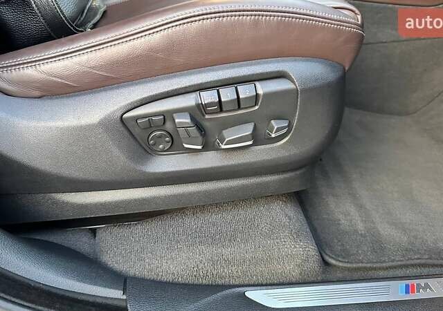 Сірий БМВ Х5, об'ємом двигуна 2.99 л та пробігом 178 тис. км за 39500 $, фото 21 на Automoto.ua