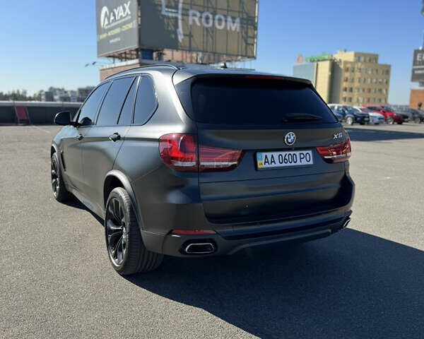 Серый БМВ Х5, объемом двигателя 2 л и пробегом 159 тыс. км за 24900 $, фото 8 на Automoto.ua