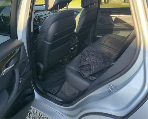 Серый БМВ Х5, объемом двигателя 2.99 л и пробегом 218 тыс. км за 36000 $, фото 3 на Automoto.ua