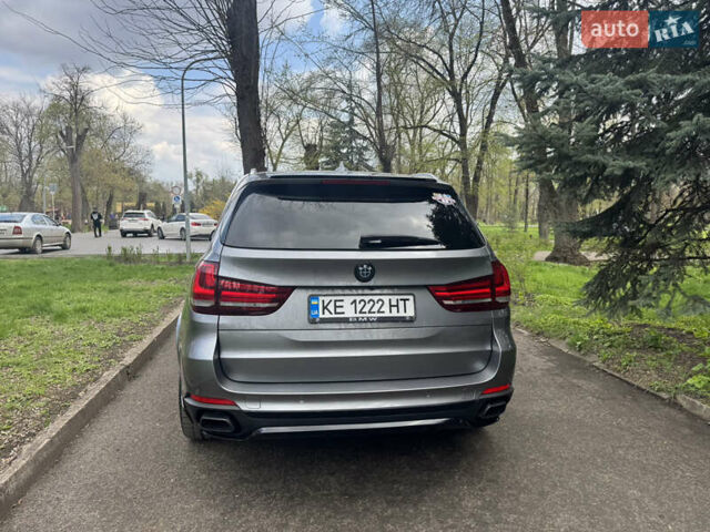 Серый БМВ Х5, объемом двигателя 3 л и пробегом 230 тыс. км за 36000 $, фото 5 на Automoto.ua