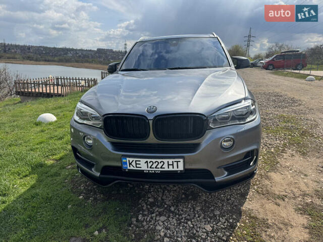 Серый БМВ Х5, объемом двигателя 3 л и пробегом 230 тыс. км за 36000 $, фото 33 на Automoto.ua