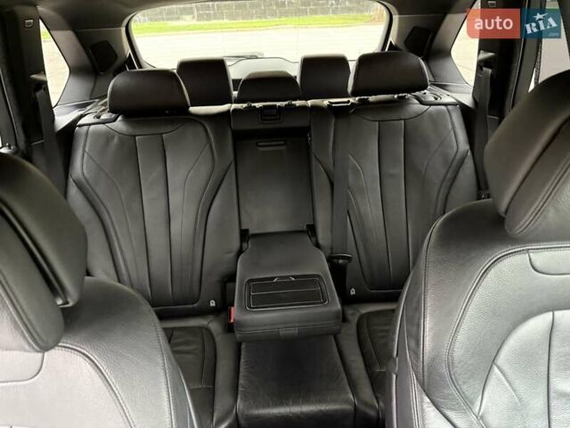 Сірий БМВ Х5, об'ємом двигуна 2.98 л та пробігом 140 тис. км за 27500 $, фото 30 на Automoto.ua