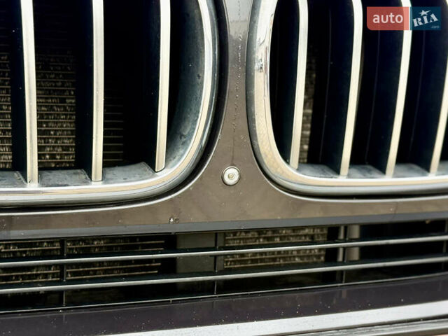 Серый БМВ Х5, объемом двигателя 3 л и пробегом 220 тыс. км за 25300 $, фото 34 на Automoto.ua