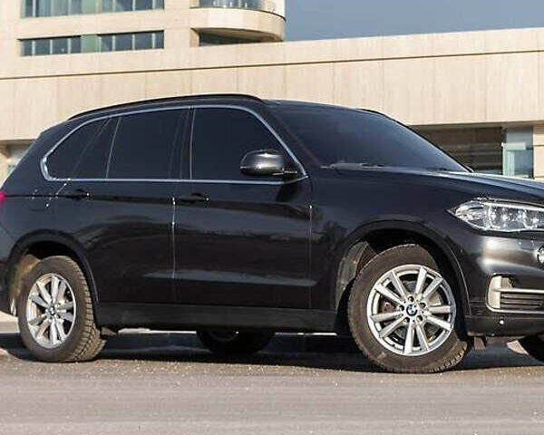 Серый БМВ Х5, объемом двигателя 2 л и пробегом 130 тыс. км за 24500 $, фото 7 на Automoto.ua