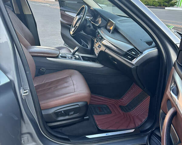 Серый БМВ Х5, объемом двигателя 2 л и пробегом 112 тыс. км за 25200 $, фото 24 на Automoto.ua