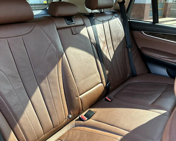 Серый БМВ Х5, объемом двигателя 2 л и пробегом 176 тыс. км за 29900 $, фото 11 на Automoto.ua