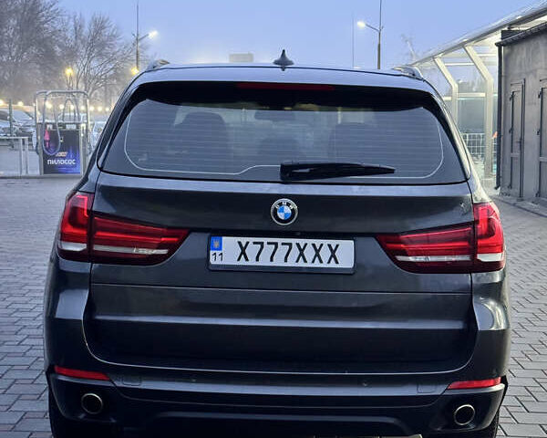 Сірий БМВ Х5, об'ємом двигуна 2 л та пробігом 198 тис. км за 29200 $, фото 1 на Automoto.ua