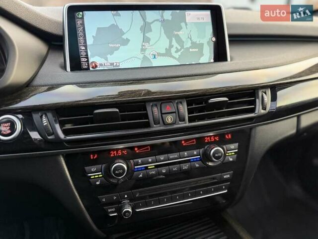 Серый БМВ Х5, объемом двигателя 2.98 л и пробегом 148 тыс. км за 23700 $, фото 58 на Automoto.ua