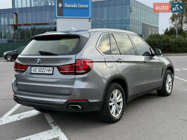 Серый БМВ Х5, объемом двигателя 2 л и пробегом 243 тыс. км за 27000 $, фото 9 на Automoto.ua