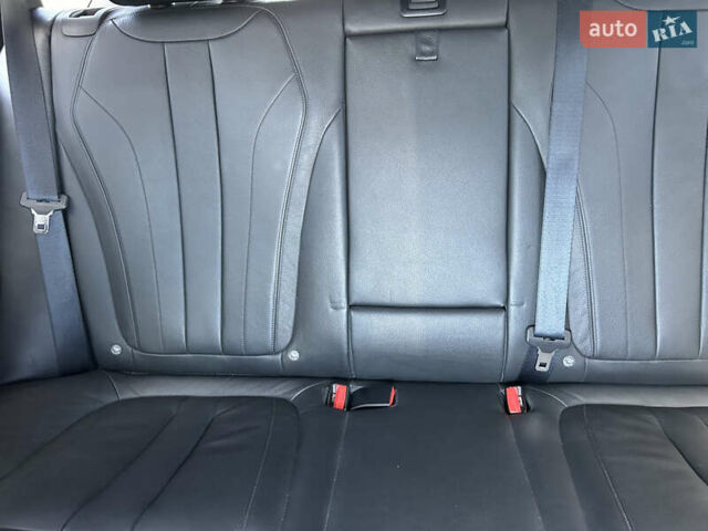 Сірий БМВ Х5, об'ємом двигуна 2 л та пробігом 136 тис. км за 31000 $, фото 68 на Automoto.ua