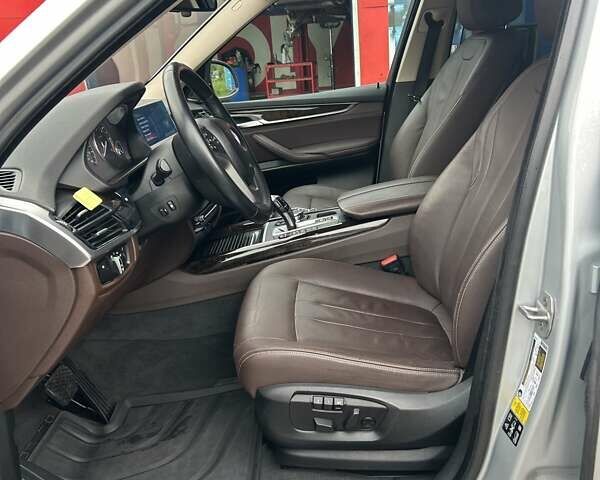 Серый БМВ Х5, объемом двигателя 2.99 л и пробегом 125 тыс. км за 32000 $, фото 16 на Automoto.ua