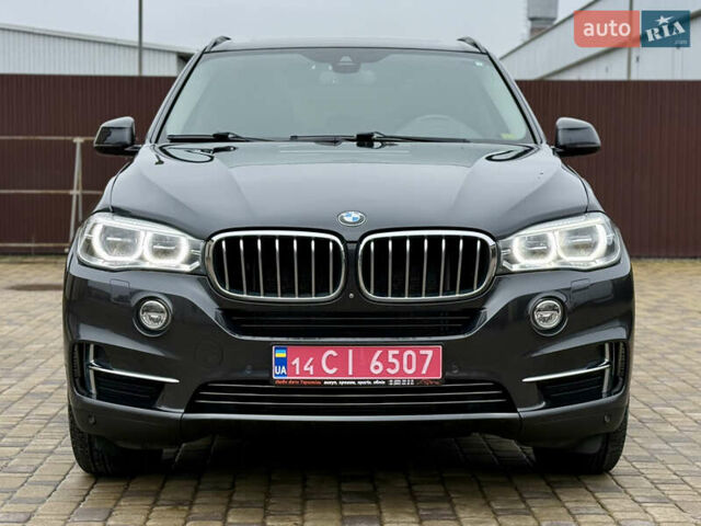 Серый БМВ Х5, объемом двигателя 3 л и пробегом 220 тыс. км за 25300 $, фото 7 на Automoto.ua