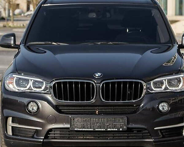 Серый БМВ Х5, объемом двигателя 2 л и пробегом 130 тыс. км за 24500 $, фото 1 на Automoto.ua