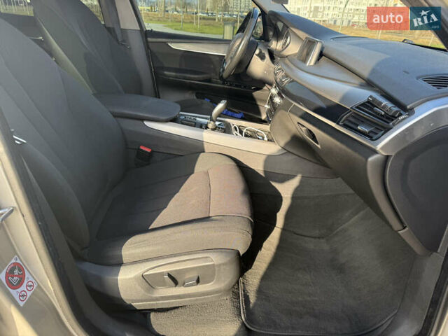 Сірий БМВ Х5, об'ємом двигуна 2.99 л та пробігом 131 тис. км за 27850 $, фото 22 на Automoto.ua