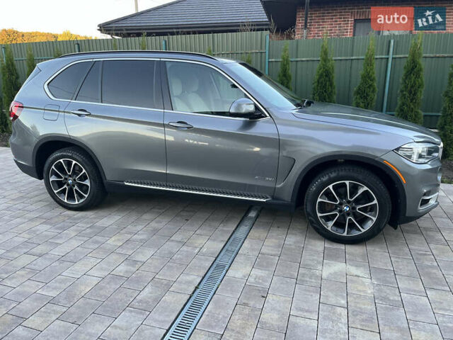 Сірий БМВ Х5, об'ємом двигуна 2.98 л та пробігом 146 тис. км за 25500 $, фото 10 на Automoto.ua