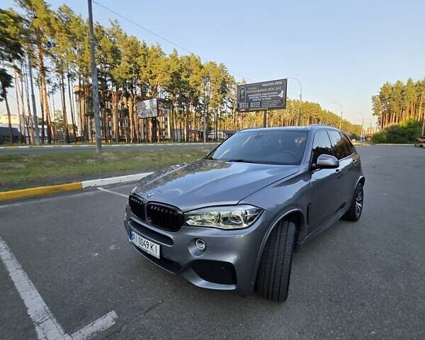 Серый БМВ Х5, объемом двигателя 3 л и пробегом 160 тыс. км за 34500 $, фото 16 на Automoto.ua