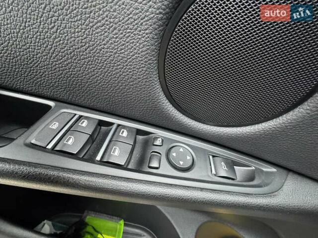 Сірий БМВ Х5, об'ємом двигуна 2 л та пробігом 161 тис. км за 23500 $, фото 15 на Automoto.ua